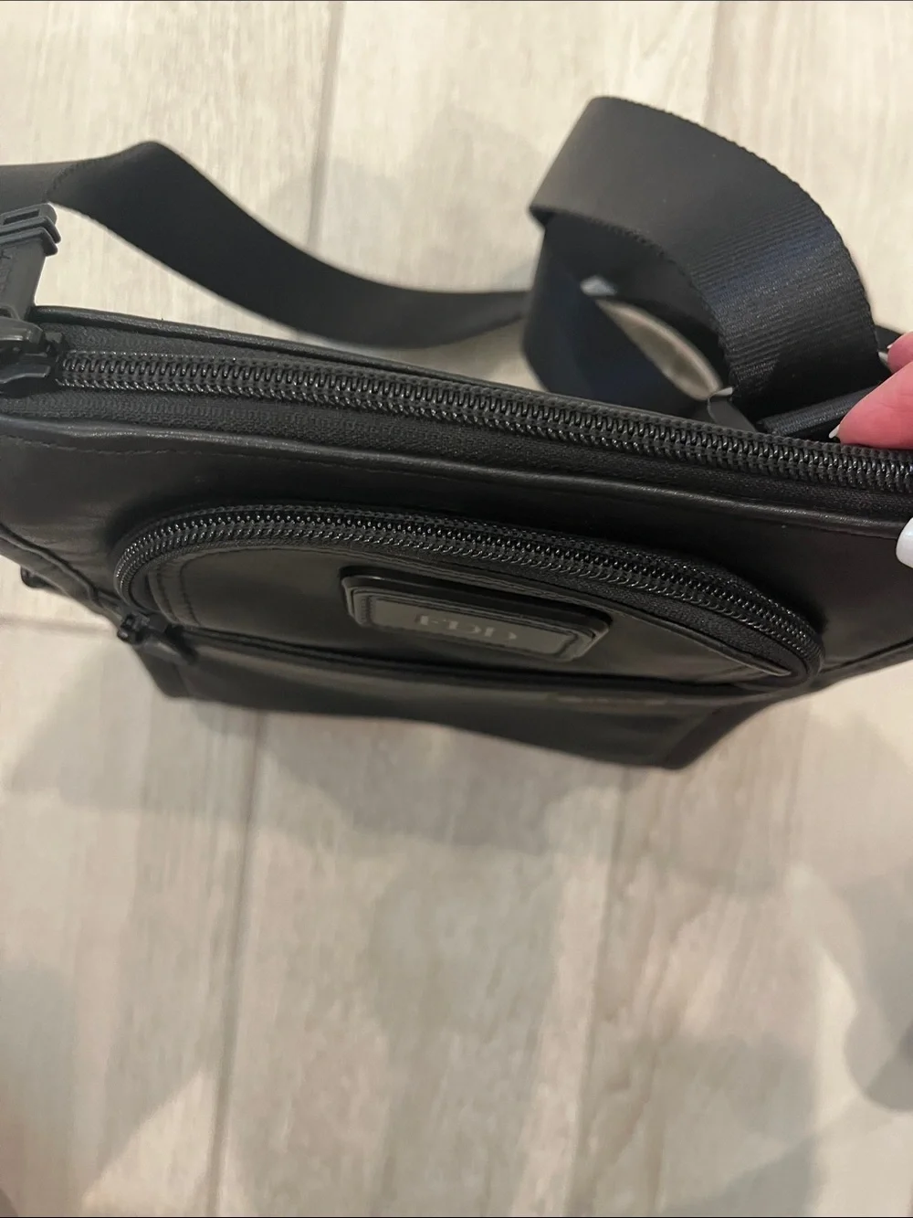 TUMI Luxury Brand Black Leather Alpha Crossbody Bag With Luggage Tag-Brand New